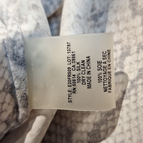 Elie Tahari Silk Satin Terri Blouse Python Print - Picture 12 of 16